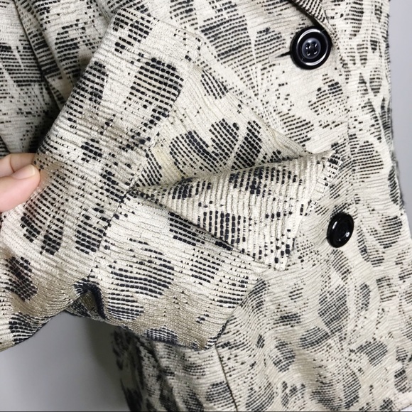 Lafayette 148 Floral Print 2 Button Blazer Jacket - Picture 6 of 9